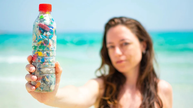 Από τον κάδο στο εργαστήριο – Όταν το πλαστικό γίνεται φάρμακο για τη νόσο Πάρκινσον