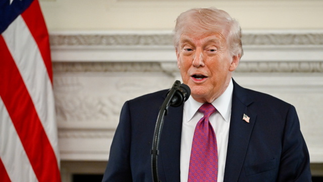 Τραμπ: Πιθανές νέες συνομιλίες με το Ιράν τις επόμενες «36 με 72 ώρες»