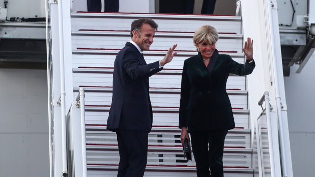 Η επίσκεψη Μακρόν στην Αθήνα μέσα από φωτογραφίες: Από την Ρωμαϊκή Αγορά στην φρεγάτα «Κίμων»