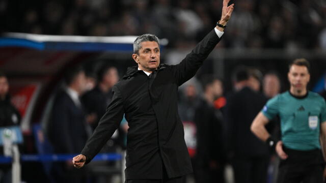 Ραζβάν Λουτσέσκου: «Ήταν μία ντροπιαστική ήττα, διανύουμε σκοτεινή περίοδο», δείτε βίντεο