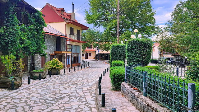 Ανοιξιάτικο long weekend: Δύο χωριά για απομόνωση και ξεκούραση στην Ευρυτανία
