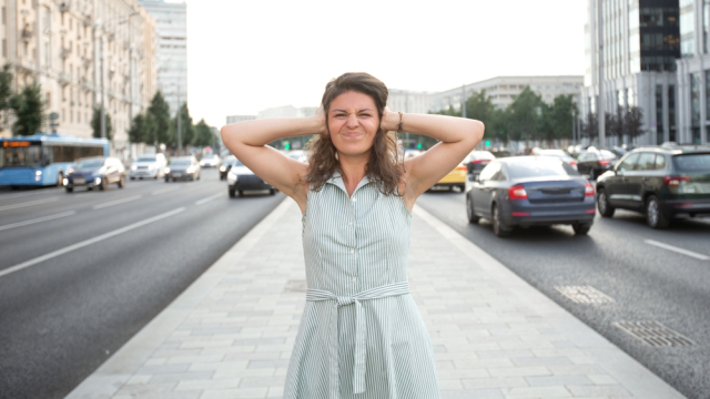 Ο «αόρατος» δολοφόνος που μας απειλεί – Συνδέεται με καρδιά, άνοια και διαταραχές ύπνου