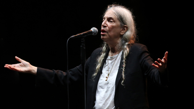 Η διαχρονική Patti Smith επιστρέφει στην Αθήνα