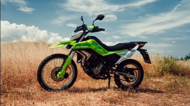 Τι μπορείς να κάνεις με την CFMoto Dual250 στο χωριό; (+video)
