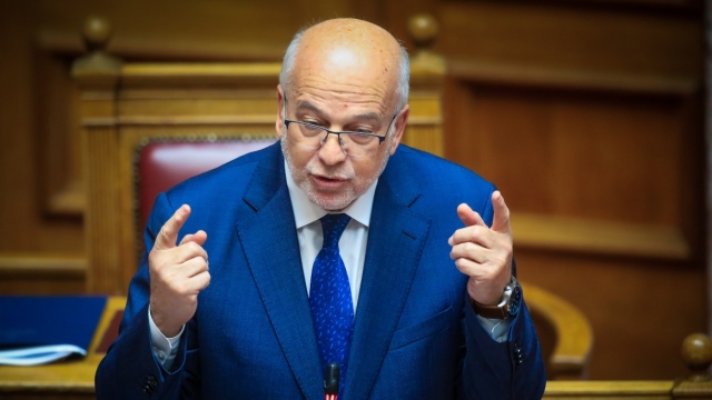 Φλωρίδης: ΠΑΣΟΚ και ΣΥΡΙΖΑ υπονομεύουν τη διαδικασία της Συνταγματικής Αναθεώρηση - Την Παρασκευή η πρώτη συνεδρίαση