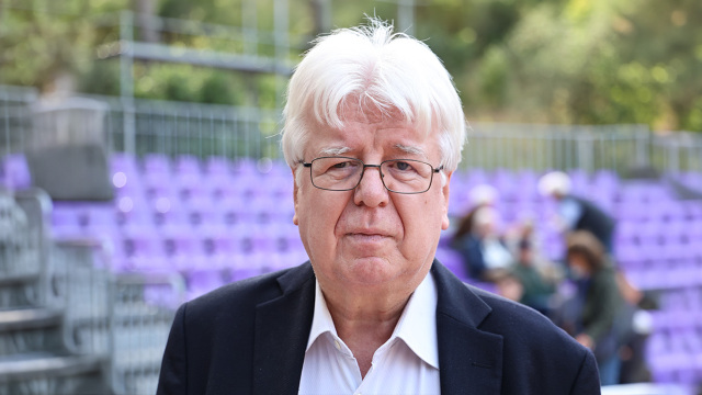 Σιακαντάρης για τα «βραχιόλια της γιαγιάς» της Βάσιας Αναστασίου: Ήμαρτον, τέτοια επιχειρηματολογία;