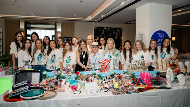 Με μεγάλη επιτυχία πραγματοποιήθηκε το Riviera shopping for a good cause