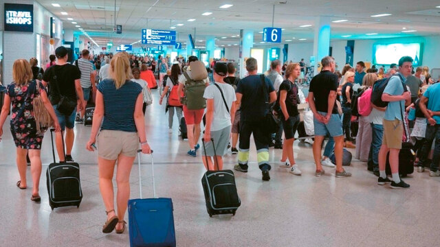 Γιατί βρέθηκε η Ελλάδα στο ευρωπαϊκό «βάθρο» των χωρών με τις μεγαλύτερες καθυστερήσεις στις πτήσεις, τι λένε οι ελεγκτές εναέριας κυκλοφορίας