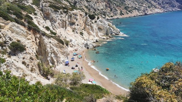 Οι ωραιότερες παραλίες της Χίου -Γαλάζιες ακτές και κρυστάλλινα νερά
