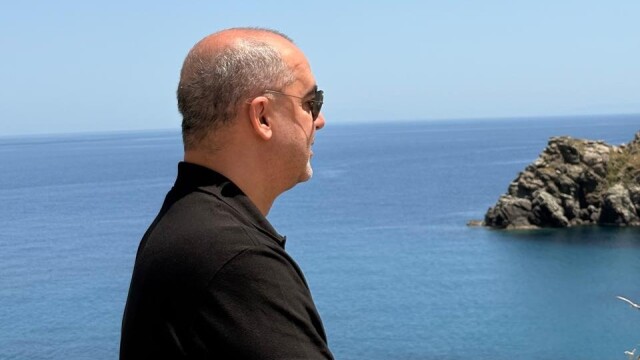 «Μην τη χάσεις με τίποτα»: Η Λέσβος του δημοσιογράφου Παύλου Παπαδημητρίου