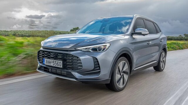 Δοκιμάζουμε το MG ZS Max Hybrid+: Πόσο κοστίζει στην Ελλάδα;