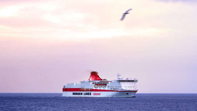 MINOAN LINES: Φοιτητικό ταξίδι με έως 50% έκπτωση, καμπίνα από 25€/άτομο, δωρεάν πρωινό και combo menus από 5€
