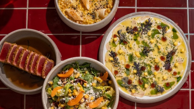 Upon στο Παλαιό Φάληρο για cappelletti με μανιτάρια και flatbread με pulled pork