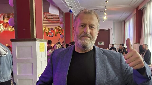 Σάλος στο Βερολίνο καθώς στο πάρτι νίκης του  Die Linke συμμετείχε επικεφαλής συμμορίας οργανωμένου εγκλήματος 