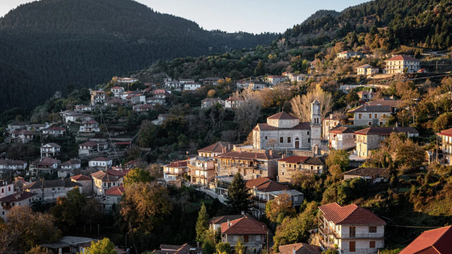 5 υπέροχες διαδρομές με αυτοκίνητο στην Πελοπόννησο, μέσα στη Φύση