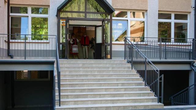 Επίθεση μαθητή με μαχαίρι σε σχολείο στην Πολωνία: Επτά τραυματίες, οι δύο σοβαρά
