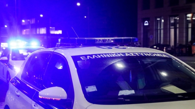 Διακοπή κυκλοφορίας στον Χολαργό λόγω καθίζησης του οδοστρώματος