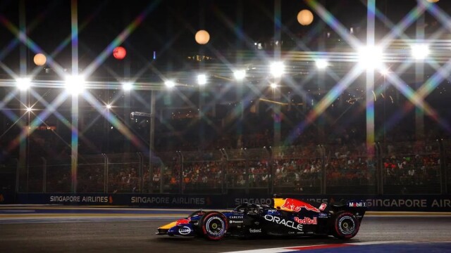 F1: Μεγάλος νικητής στη Σιγκαπούρη ο Φερστάπεν (+video)