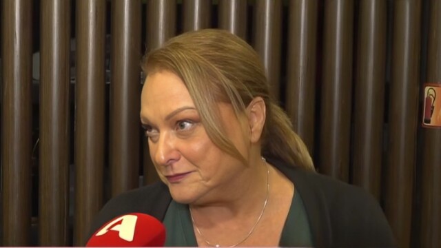 Ρένια Λουιζίδου: Δεν έχω ψάξει τον εαυτό μου στο διαδίκτυο, αν μπεις σε αυτή τη διαδικασία είναι ένα βαρέλι χωρίς πάτο