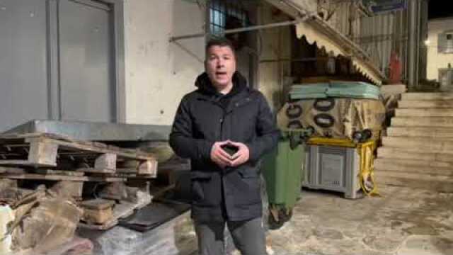 Τεράστιοι ανεμιστήρες και ειδικές σωληνώσεις στήθηκαν στην Ύδρα για την ταινία του Μπραντ Πιτ