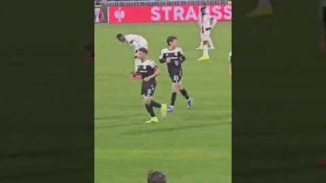 Το γκολ του ΠΑΟΚ μέσα από την ασπρόμαυρη κερκίδα στη Λιόν