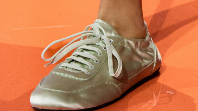 Sneakers: Τα μοντέλα που θα βλέπουμε παντού το 2026
