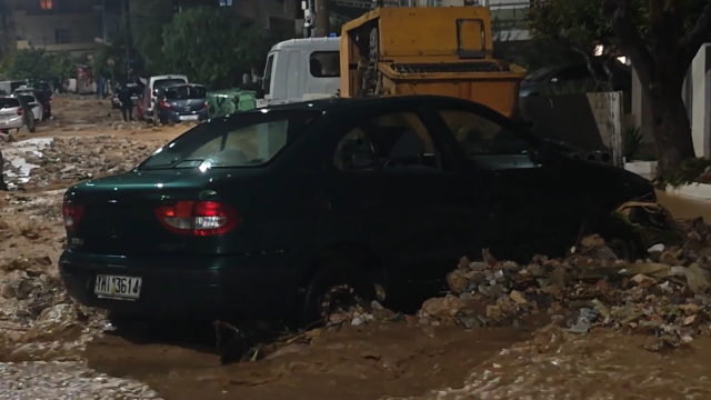 Καλλιάνος: Για 40 χρόνια δεν έχει ξανασυμβεί κάτι αντίστοιχο στην Άνω Γλυφάδα, σε λίγες ώρες έπεσε σχεδόν το μισό ετήσιο ύψος βροχής της περιοχής