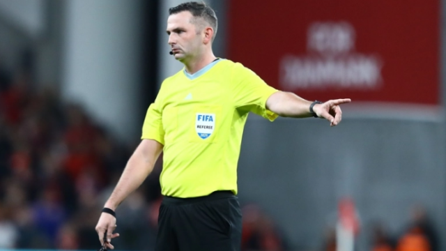 Ο Άγγλος Μάικλ Όλιβερ διαιτητής στη ρεβάνς του Ολυμπιακού με τη Μπάγερ Λεβερκούζεν