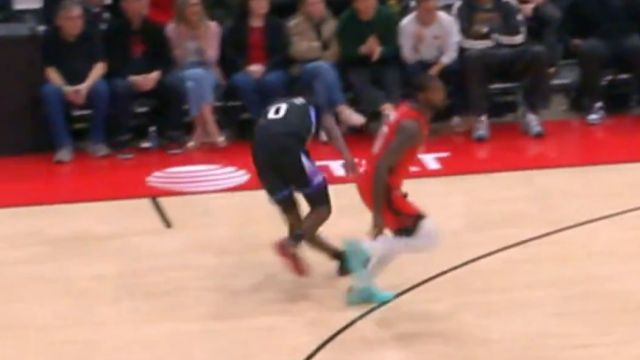 Γιούτα Τζαζ: Άσχημος τραυματισμός για τον Βινς Γουίλιαμς Τζούνιορ, γύρισε το γόνατό του σε αιφνιδιασμό, δείτε βίντεο