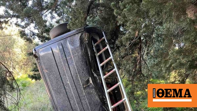 Απίστευτο τροχαίο στα Χανιά – Αυτοκίνητο βγήκε από την πορεία του… και «κρεμάστηκε» σε δέντρο