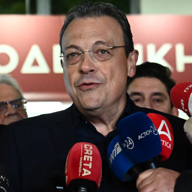 Με 49,41% και 4.139 ψήφους διαφορά η εκλογή Φάμελλου στον ΣΥΡΙΖΑ - Έκανε δηλώσεις με Πολάκη στην Κουμουνδούρου