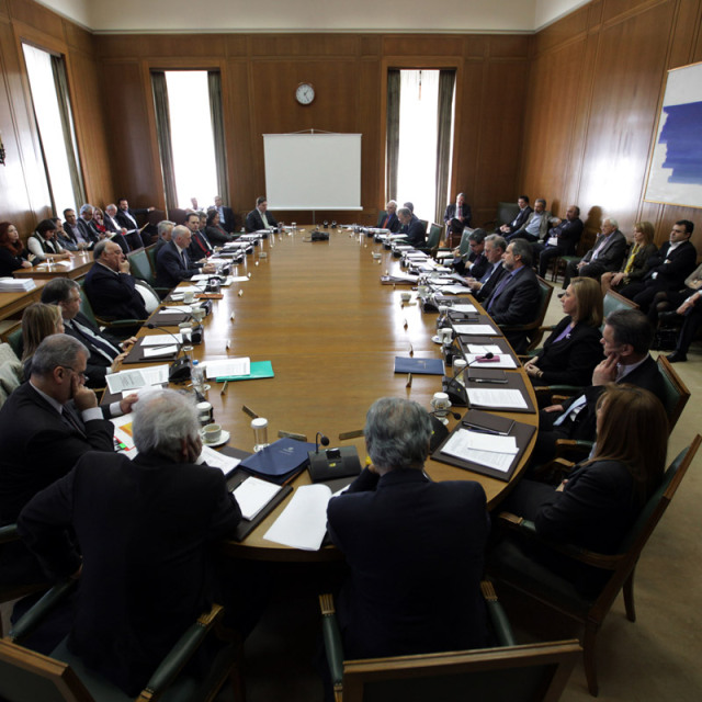 Full speed ahead for austerity with privatizations on idle!