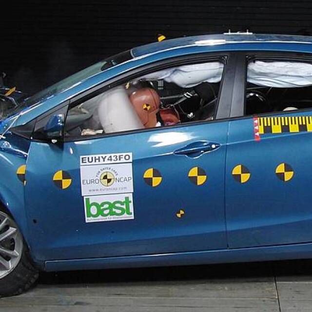 Νέα crash test απότον EuroNCAP (video)