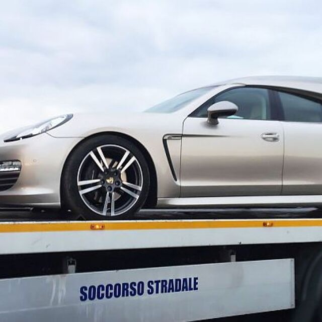 Μία Porsche... νεκροφόρα