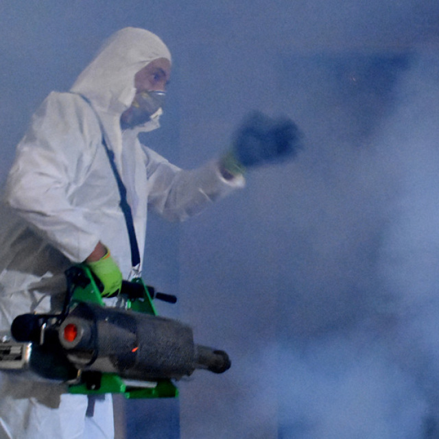 Κρούσματα κορωνοϊού: Έφτασαν τα 73 - Πού εκδηλώθηκαν τα επτά νέα