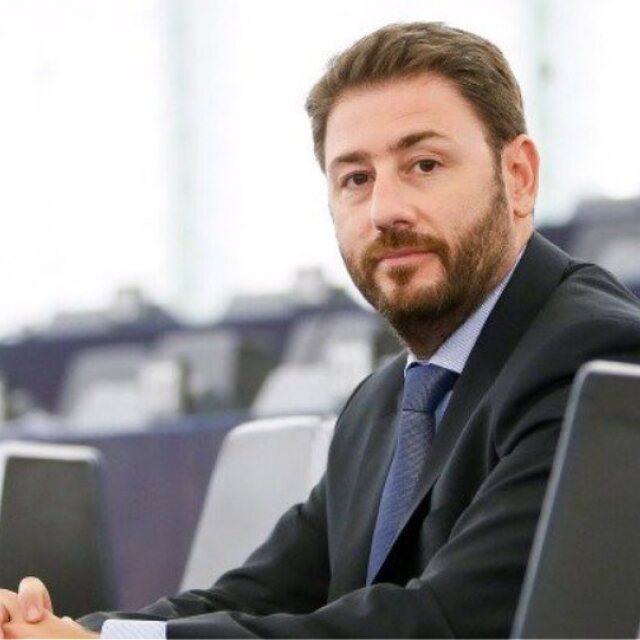 Ανδρουλάκης (ΘΕΜΑ 104.6): Υπάρχει βαριά πολιτική ευθύνη για την υπόθεση Λιγνάδη