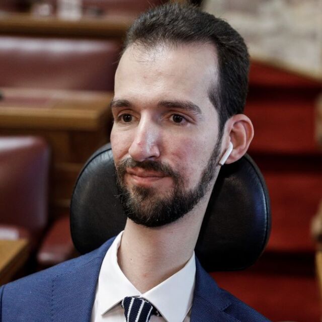 Κατά του δικαιώματος των γυναικών στην άμβλωση ψήφισε ο Κυμπουρόπουλος - ΝΔ: Η θέση του δεν μας εκφράζει