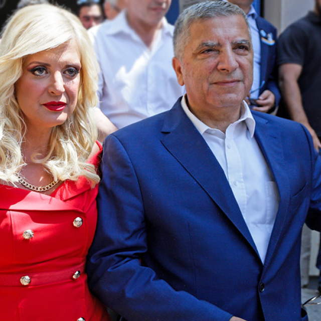 Η Μαρίνα Πατούλη απαντά στον σύζυγό της: Τα παιδιά δεν τα προστατεύεις με ένα εξώδικο