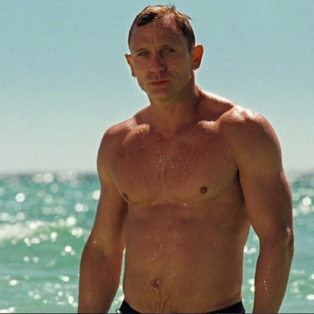 Το Χόλιγουντ στην Ελλάδα: Άρχισαν και τα γυρίσματα με τον Ντάνιελ Κρεγκ στις Σπέτσες