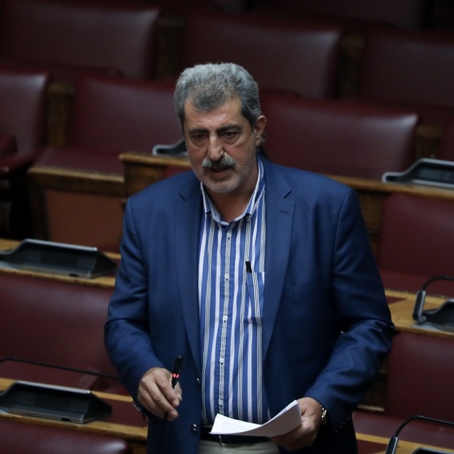 Ο Πολάκης έβγαλε παγκόσμια ιατρική γνωμάτευση: Το AstraZeneca και το Johnson δεν καλύπτουν τη μετάλλαξη Δέλτα