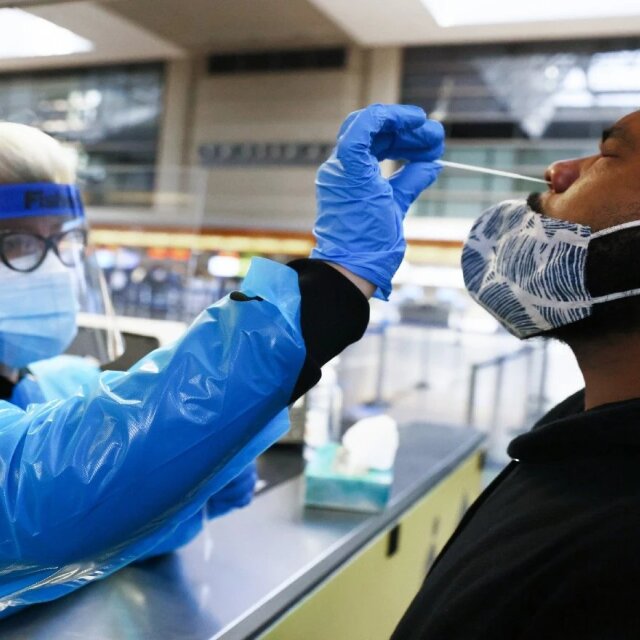 CDC: Σχεδόν ο ένας στους πέντε ενηλίκους που είχε COVID παρουσιάζει συμπτώματα διαρκείας