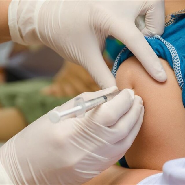 Οκτώ λόγοι που οι παιδίατροι συστήνουν εμβολιασμό των παιδιών έναντι της γρίπης