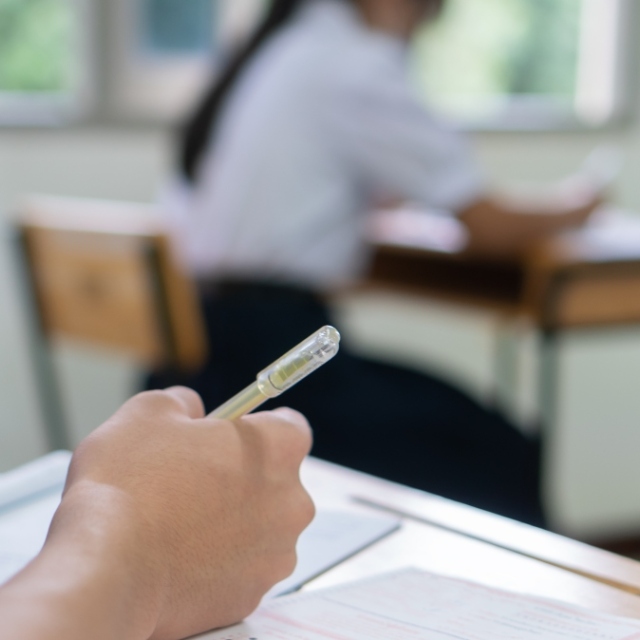 PISA: Στην 44η θέση του διαγωνισμού για τις μαθητικές επιδόσεις η Ελλάδα – «Πάτωσαν» οι Έλληνες μαθητές