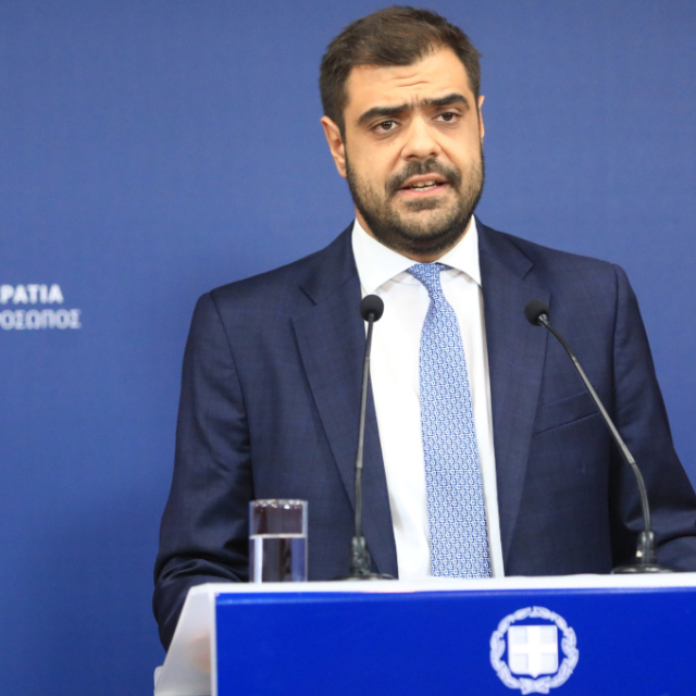 Ανασχηματισμός: Χρυσοχοΐδης στο Προστασίας του Πολίτη, Δόμνα Μιχαηλίδου στο Εργασίας - Δείτε τις αλλαγές