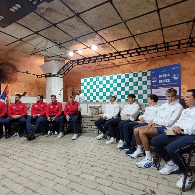 Davis Cup: Στο Βελιγράδι χωρίς τον Τσιτσιπά για τα παιχνίδια με τη Σερβία του Τζόκοβιτς η Ελλάδα 