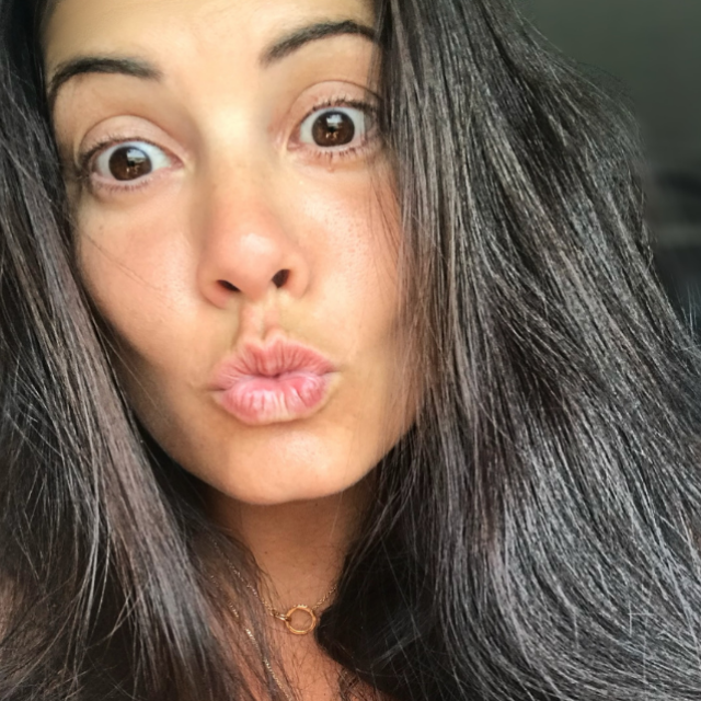 Μαρία Κορινθίου: Έκανε ανάρτηση για τη γιορτή της και ο Γιάννης Αϊβάζης τη σχολίασε