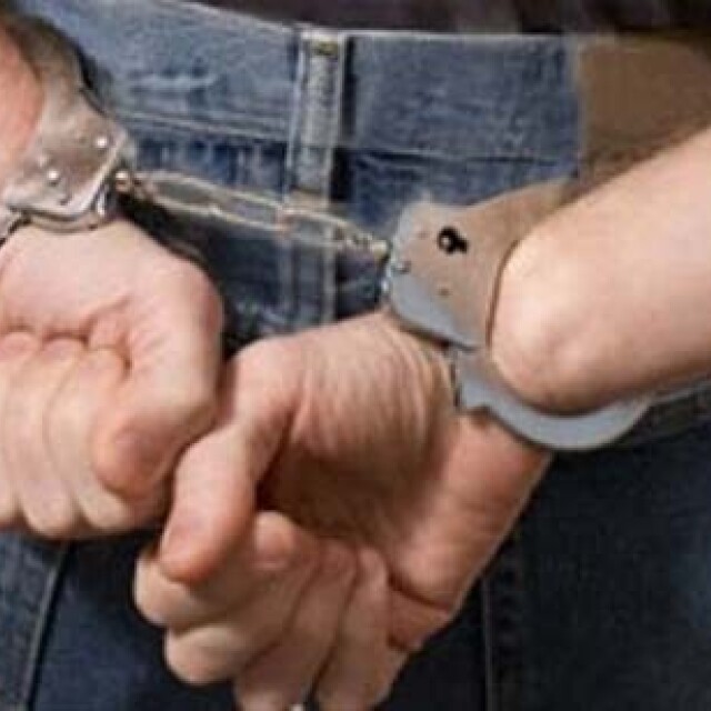 Σύλληψη 30χρονου για διάρρηξη αυτοκινήτου 