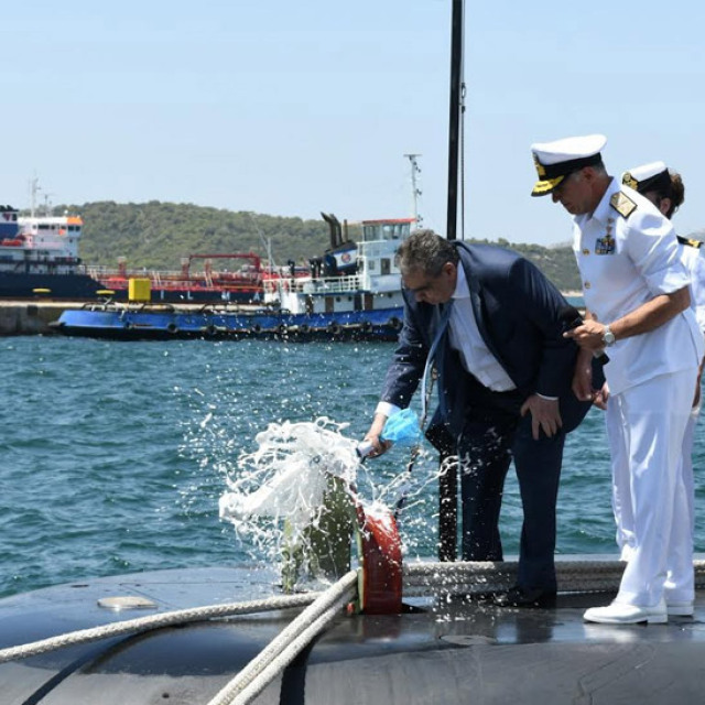 Δεκαέξι χρόνια μετά εντάχθηκαν στο στόλο τα υποβρύχια «Κατσώνης» και «Ματρώζος»