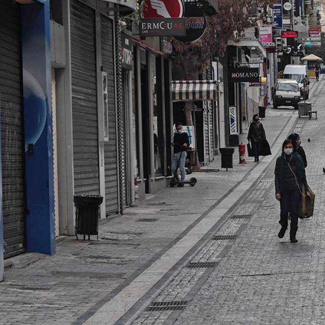 Δεκαπεντάχρονη μαθήτρια έδωσε εντολή να ξυλοκοπήσουν και να πνίξουν 16χρονη στην οδό Ερμού 