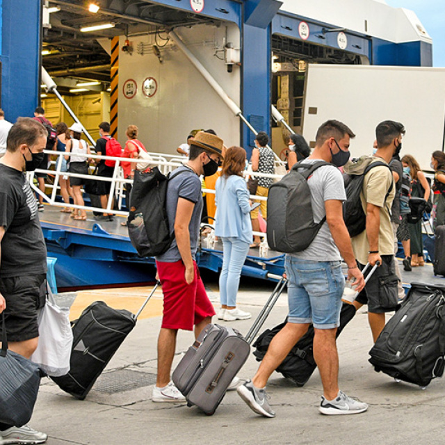 Μετακινήσεις στα νησιά: Από τις 5 Ιουλίου δεν θα ισχύουν τα self test